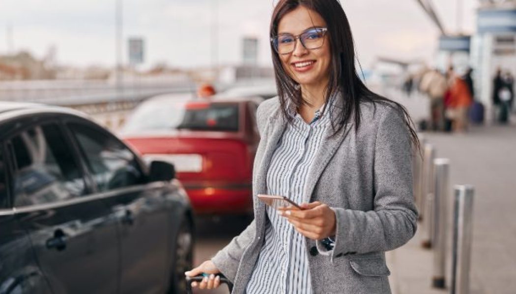 Gaaloog Transport Airport Transfer-min